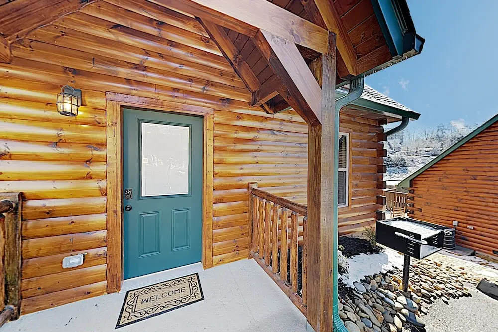 New Listing! New-build 2-unit W/ 2 Hot Tubs 4 Bedroom Duplex