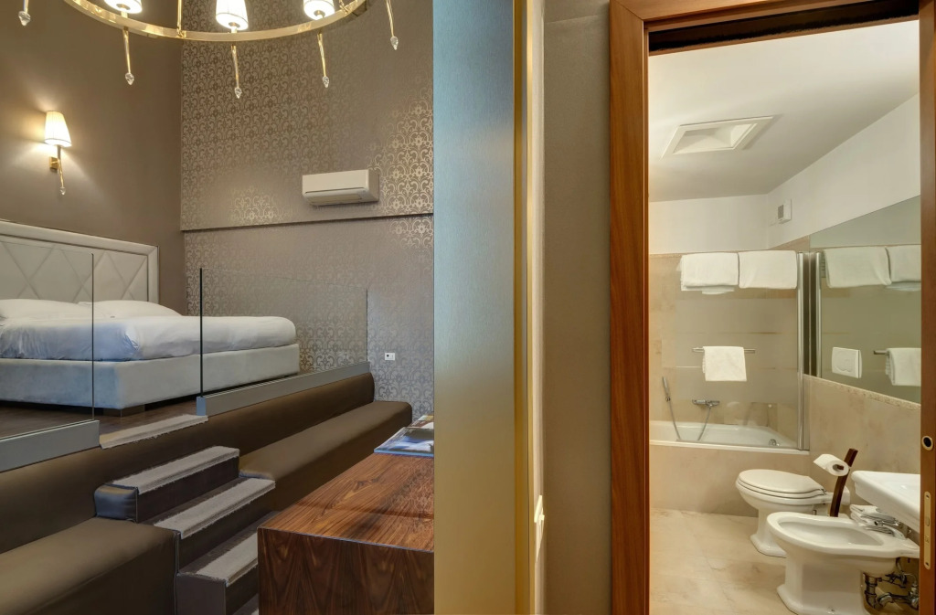 Penthouse Suite Rome - Private Suites