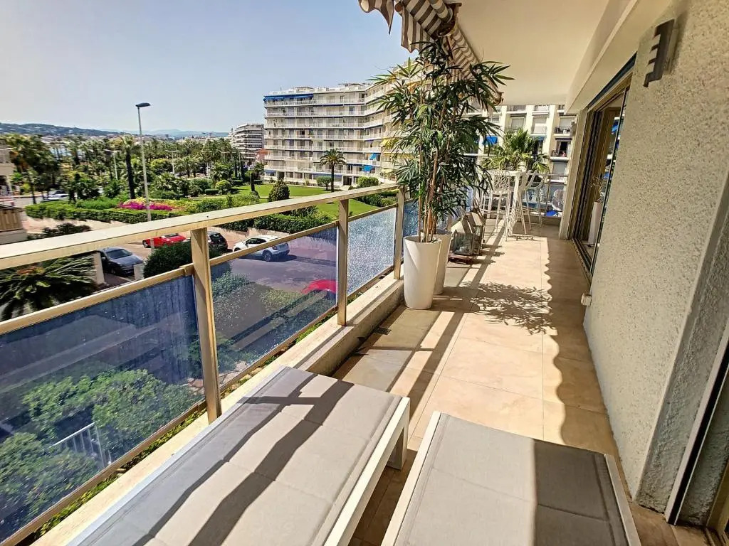 Appartement Cannes, 3 pièces, 6 personnes - FR-1-470-53