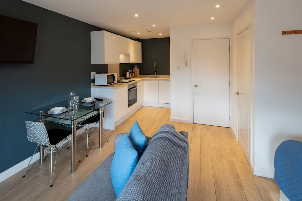 Alison Court - Urban Apartments