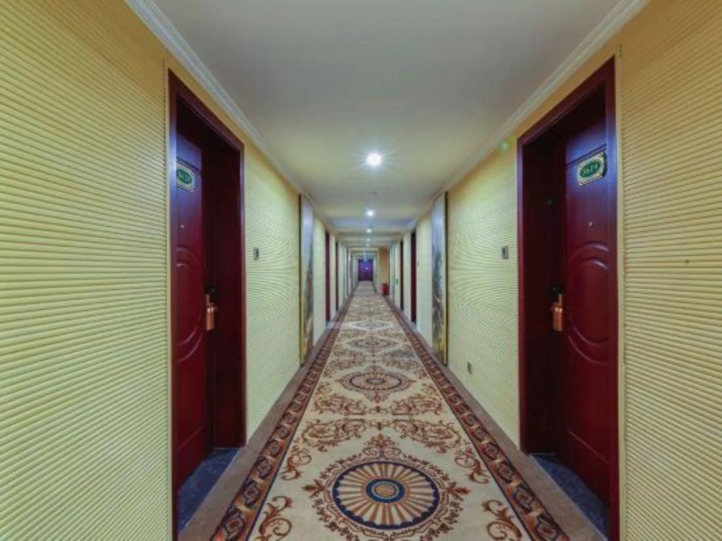 Vienna Classic Hotel (South Gate of Mount Huang Scenic Area)