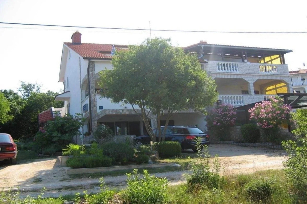 Apartments Srkoc