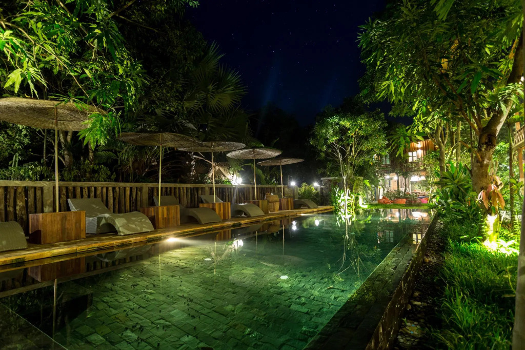 Isann Lodge