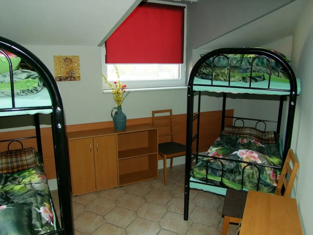Hostel Marki