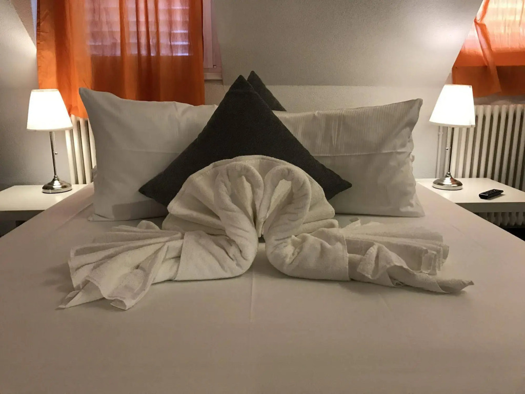 INSIDE Five Hotel
