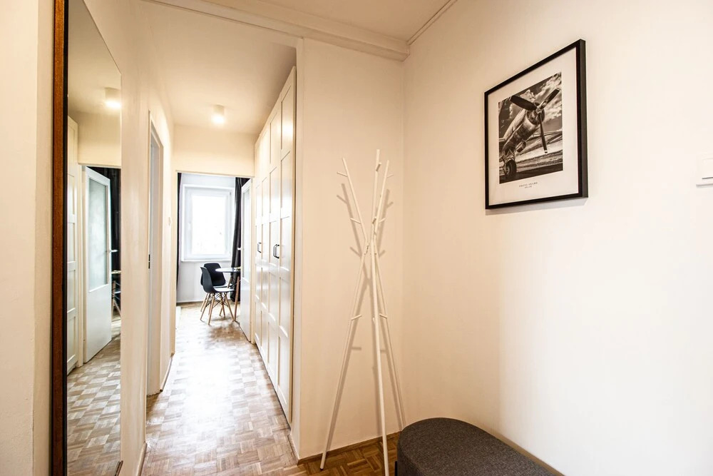 Saska Kepa Velvet Apartment