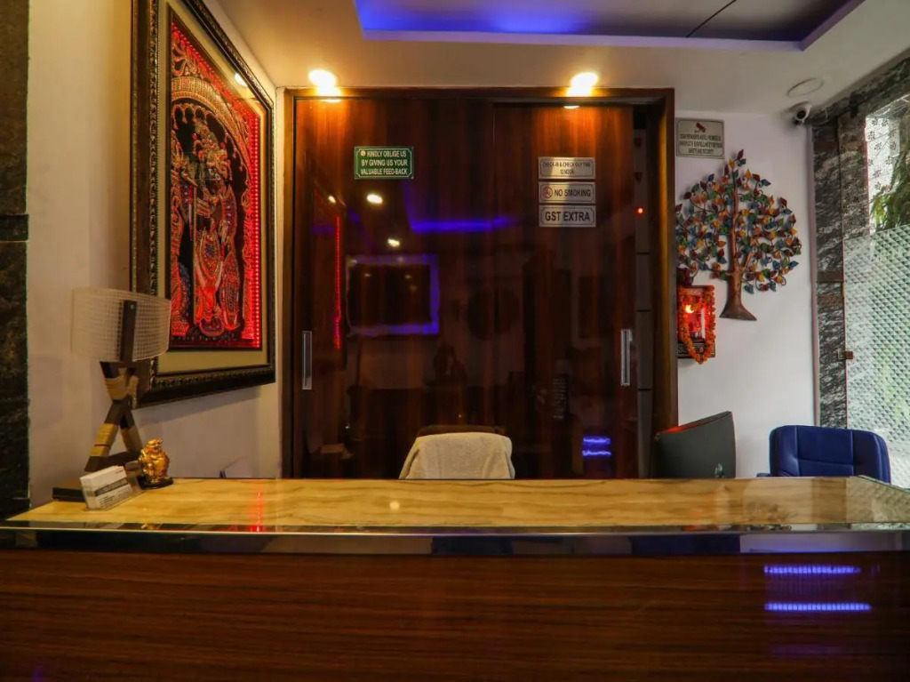 Hotel Amar International