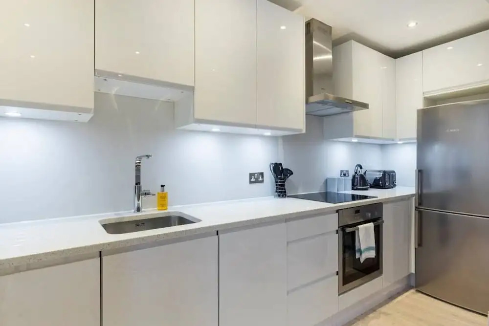 Designer 2 Bed on Hampstead High St