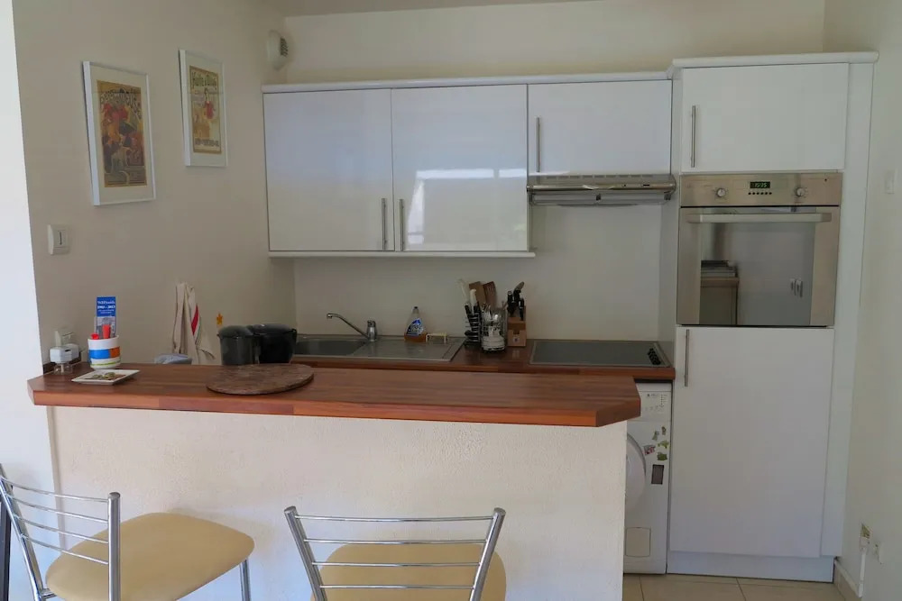 Viva Riviera Nice and Quiet 1 Bedroom with Swimming Pool