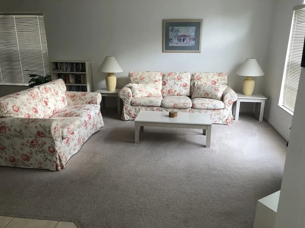Lovely 4 Bed Home with Private Pool in Disney Area (WN326BL)