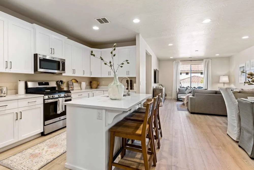 Magnolia Lane townhouse