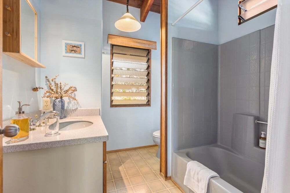 Big Island Kona Dreams by Coldwell Banker Island Vacations