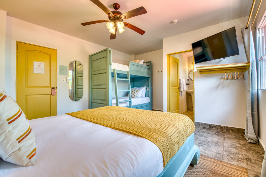 Bocas Paradise Hotel