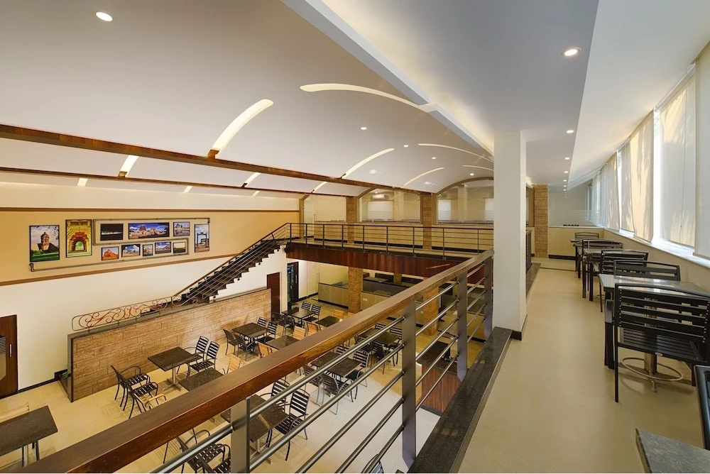 Hotel Priyadarshini Pride