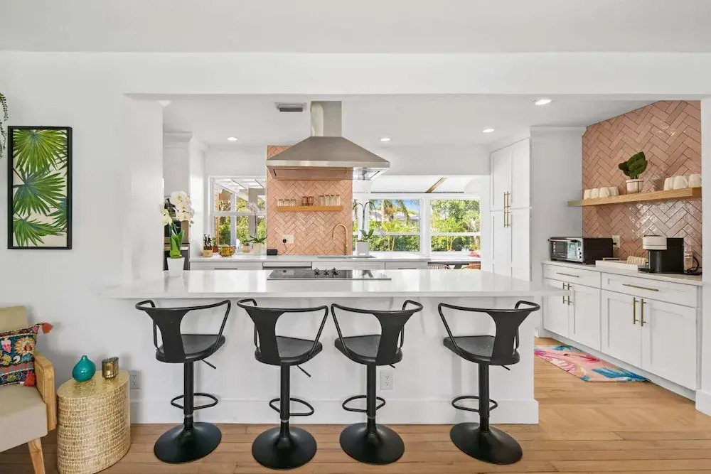 Sunny Vista by Rove Home w Heated Pool & Firepit