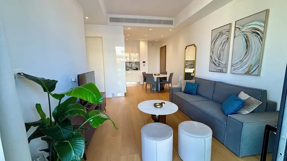 Oxford House Apt by TrulyCyprus
