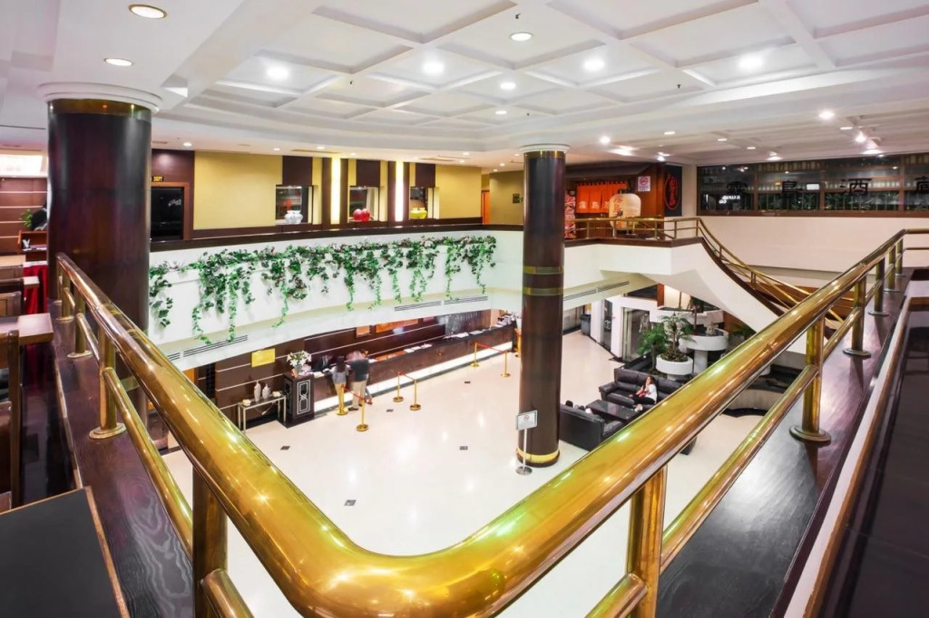 Crystal Crown Hotel JB