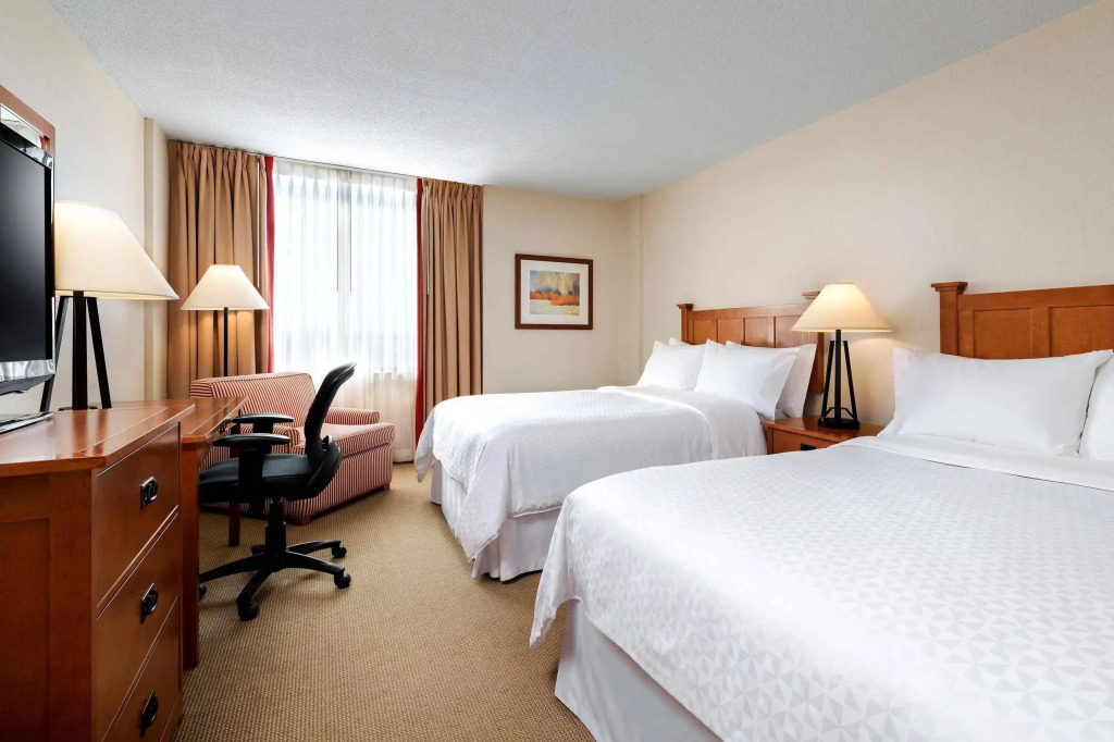 Four Points by Sheraton Toronto Airport