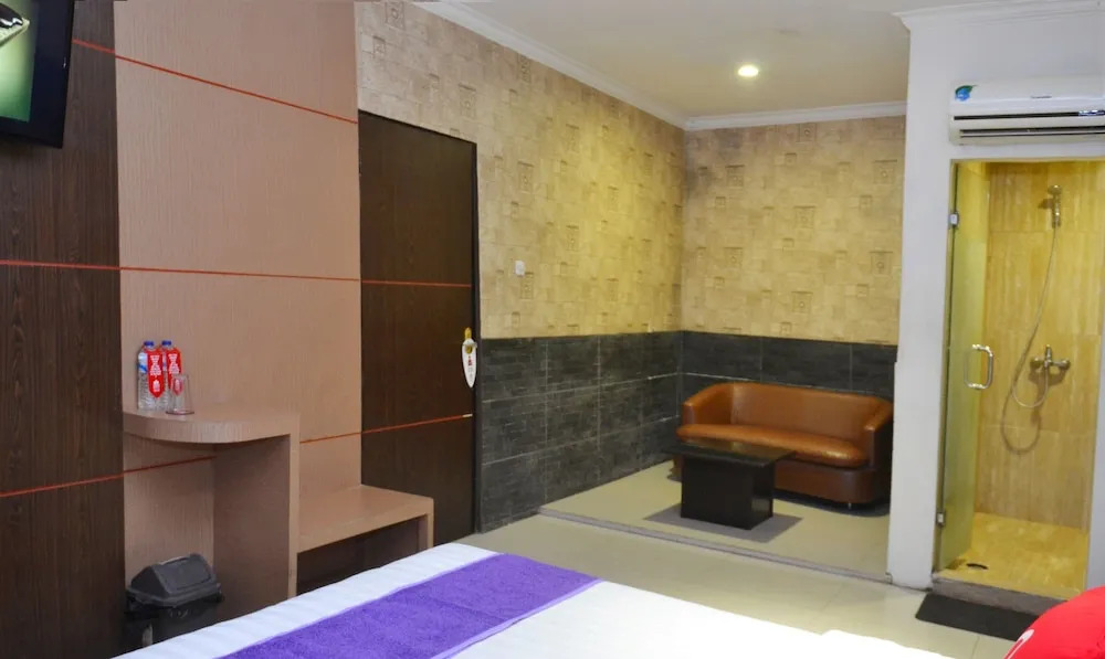 ZEN Rooms Basic Kalimas Sunan Ampel