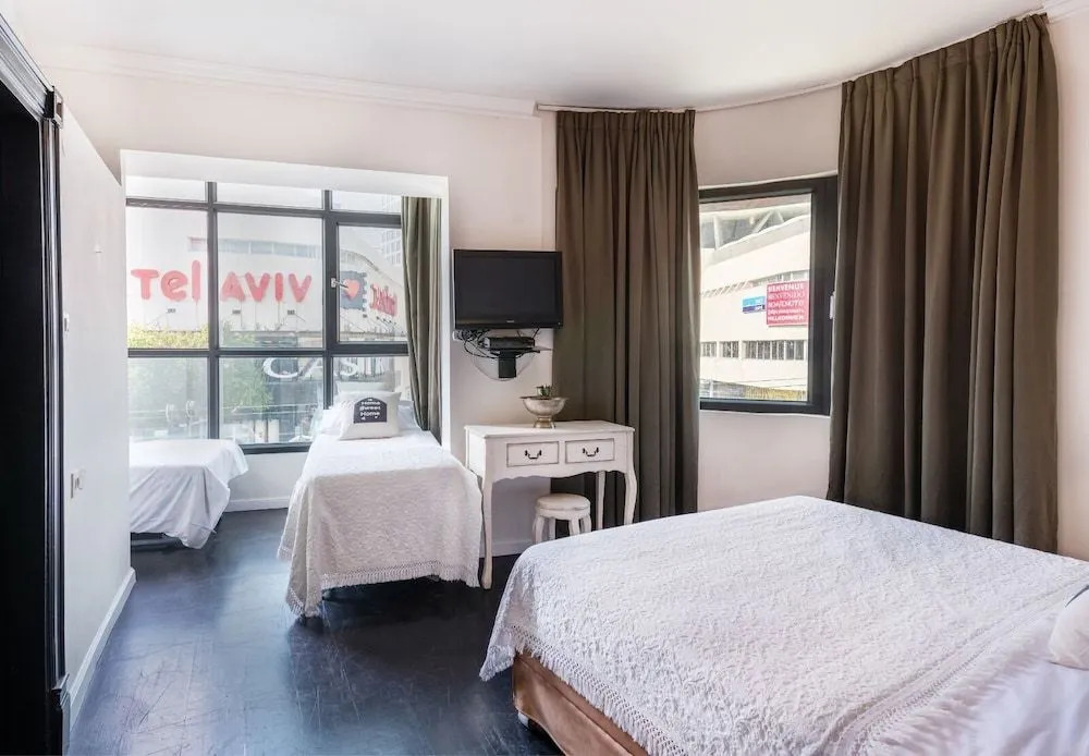 Emanuel Hotel