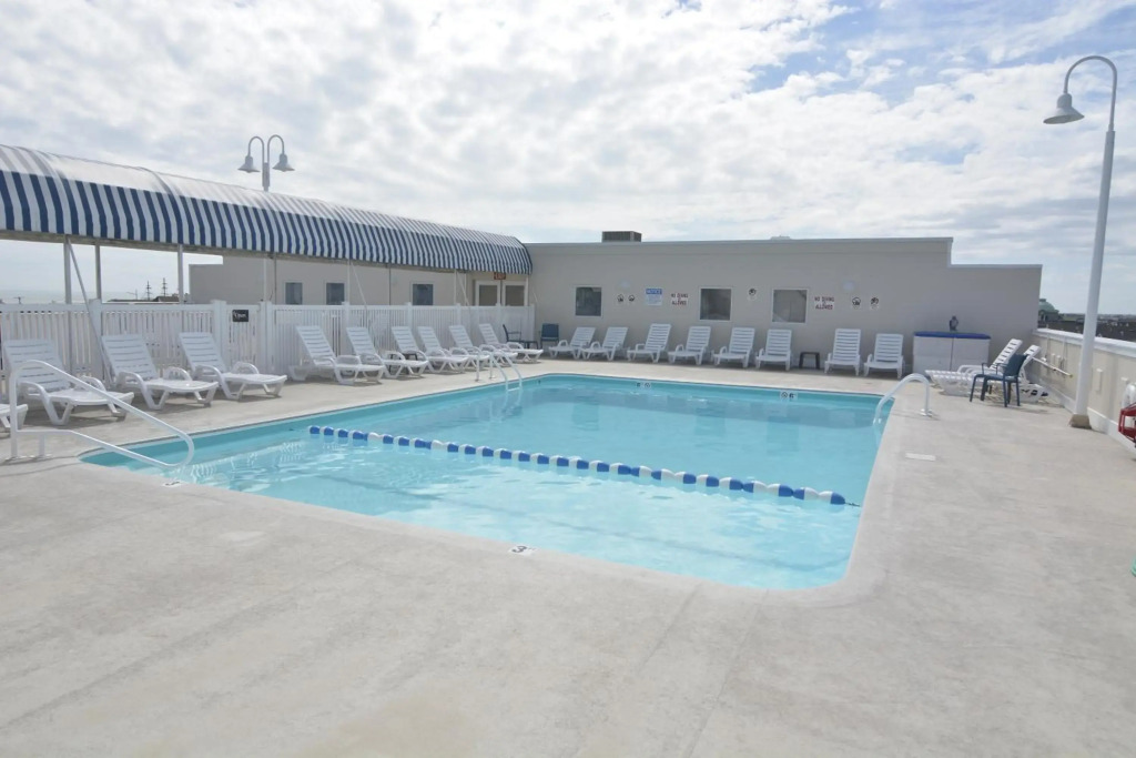 Biscayne Suites
