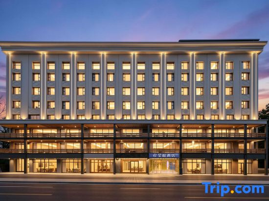 Starway Hotel