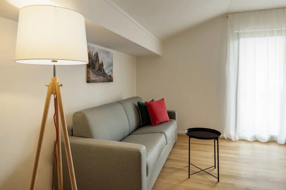 Paulus Apartments