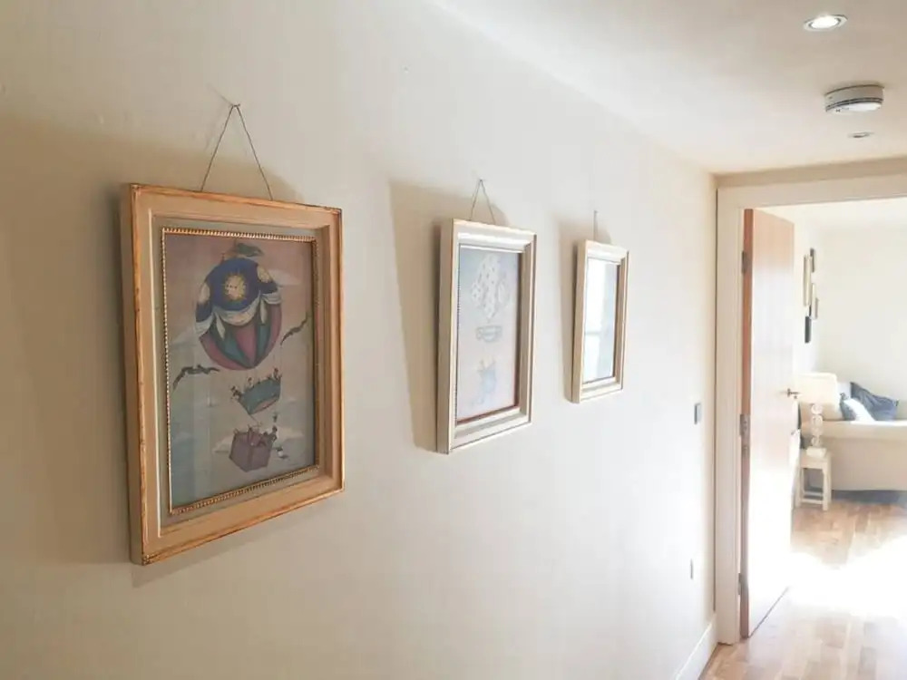 Stylish 1 Bedroom Apartment Near Clifton Triangle