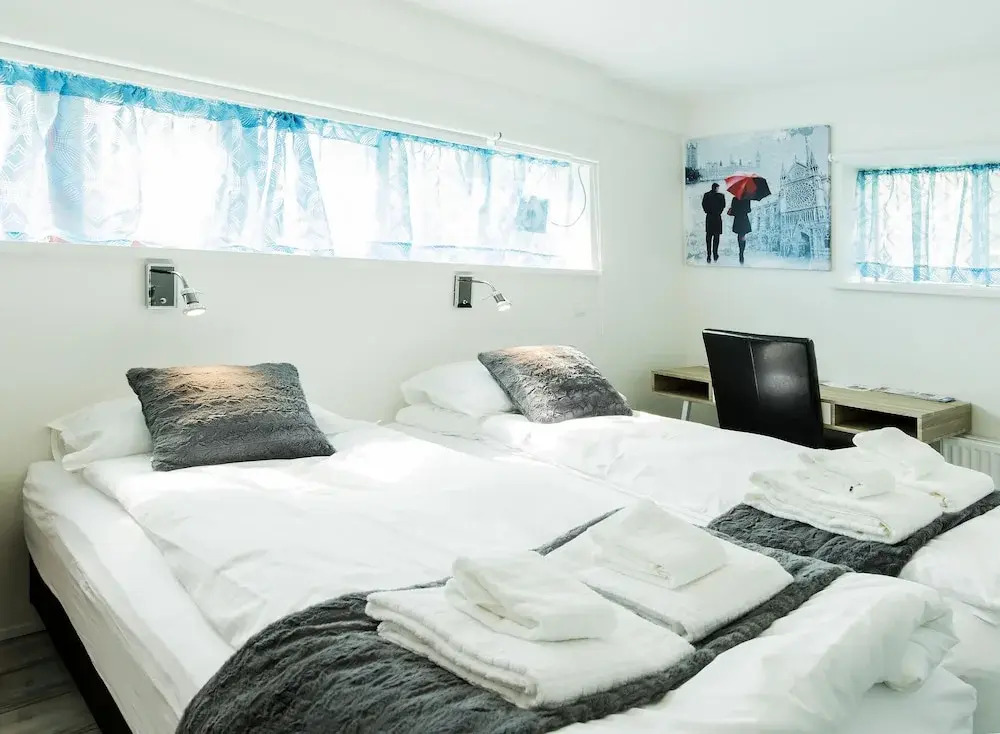 Guesthouse 77