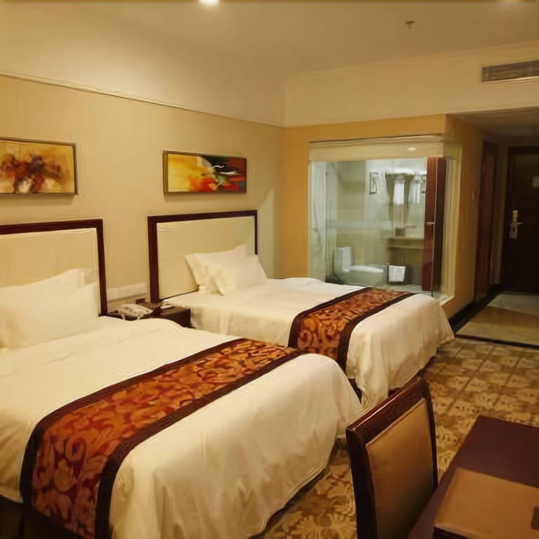 Zhahai Crowne Holiday Hotel