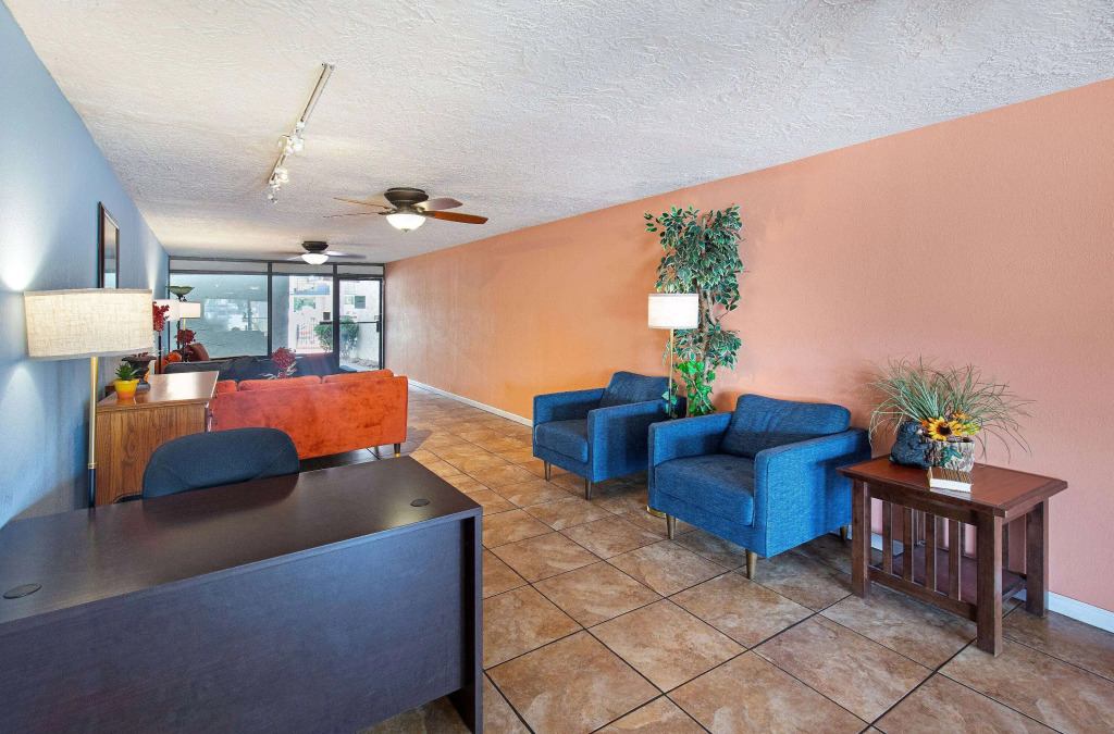 Americana Inn a Travelodge by Wyndham