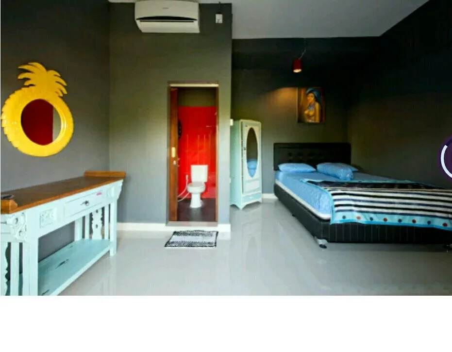 Trisna Garden House