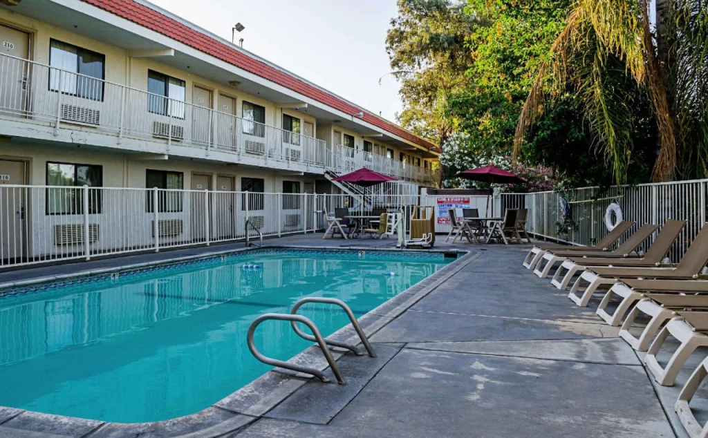 Motel 6 Fresno - SR 99