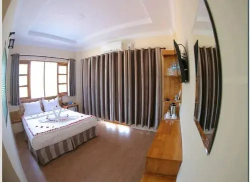 Noble Chaung Tha Hotel
