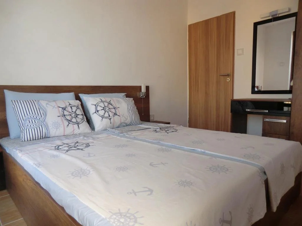 Guest House Petrovi