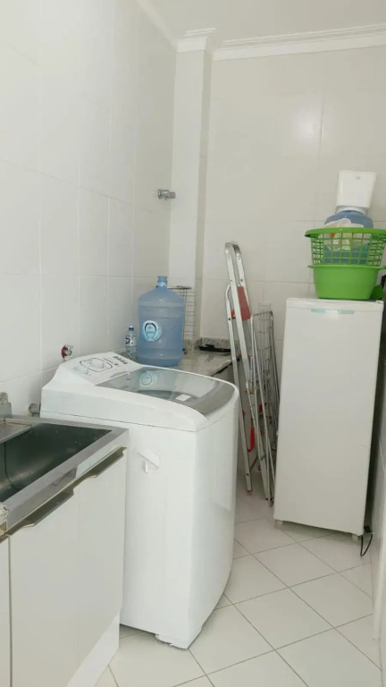 Apartamento em Meia Praia - Quadra Mar 3 Dormitórios 2 Suites