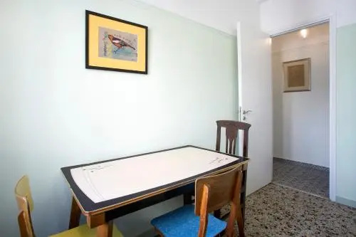 Boutique Athens EP7 House