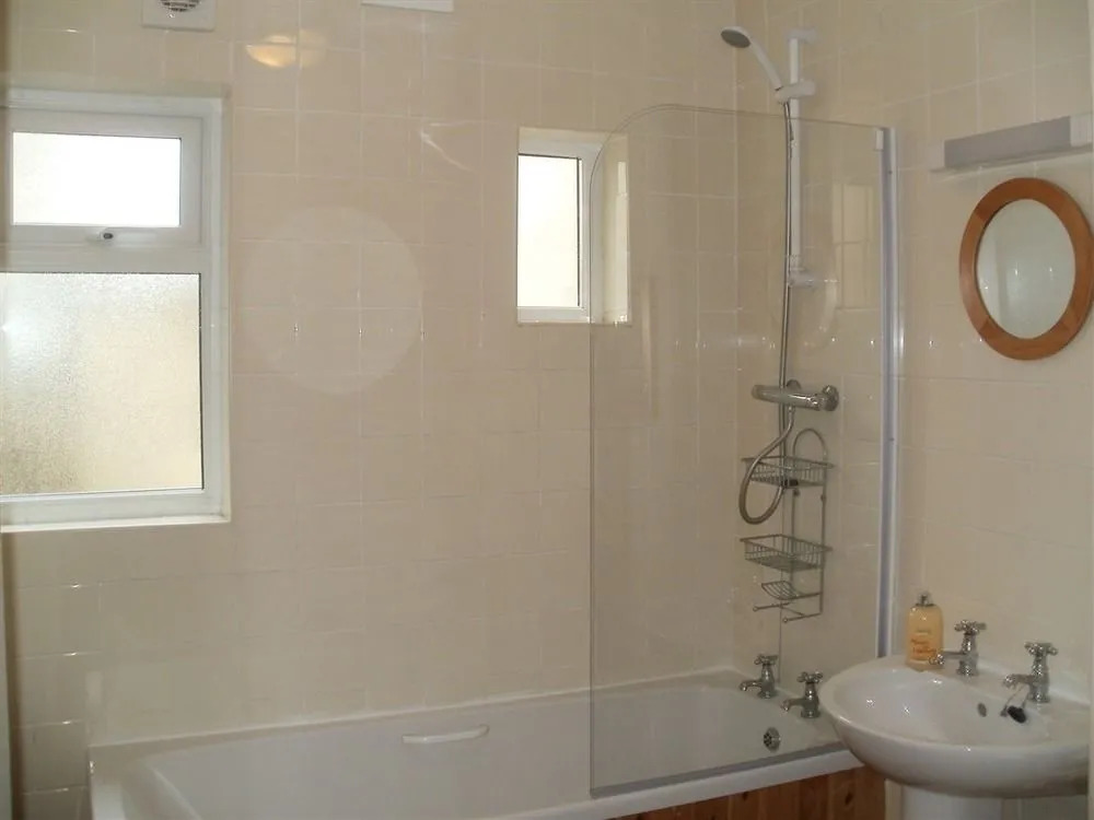 Gumfreston Guest House