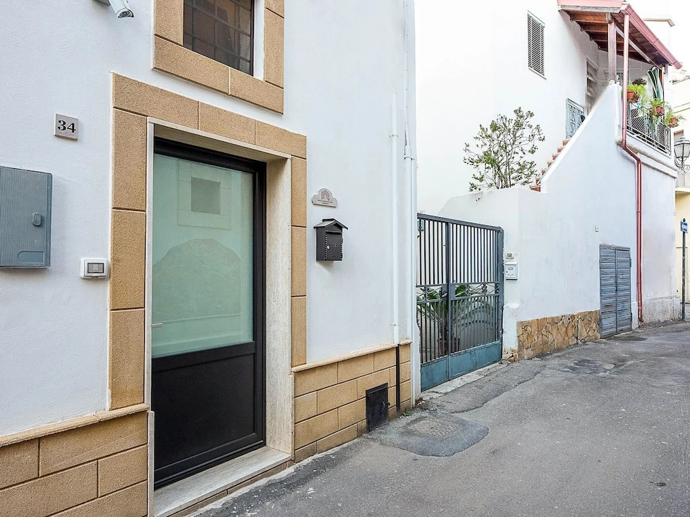 Plush Holiday Home in Galatone near Porta San Sebastiano