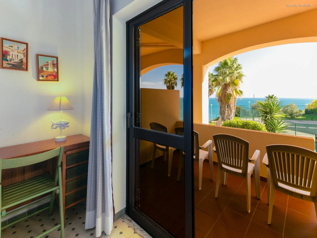 A15- Cliffside Beach Apartment by Dreamalgarve