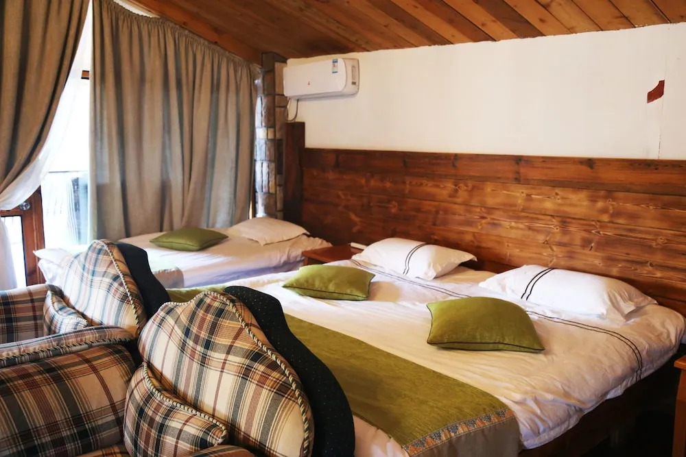 Tranquil Retreat Songguo Party Resort