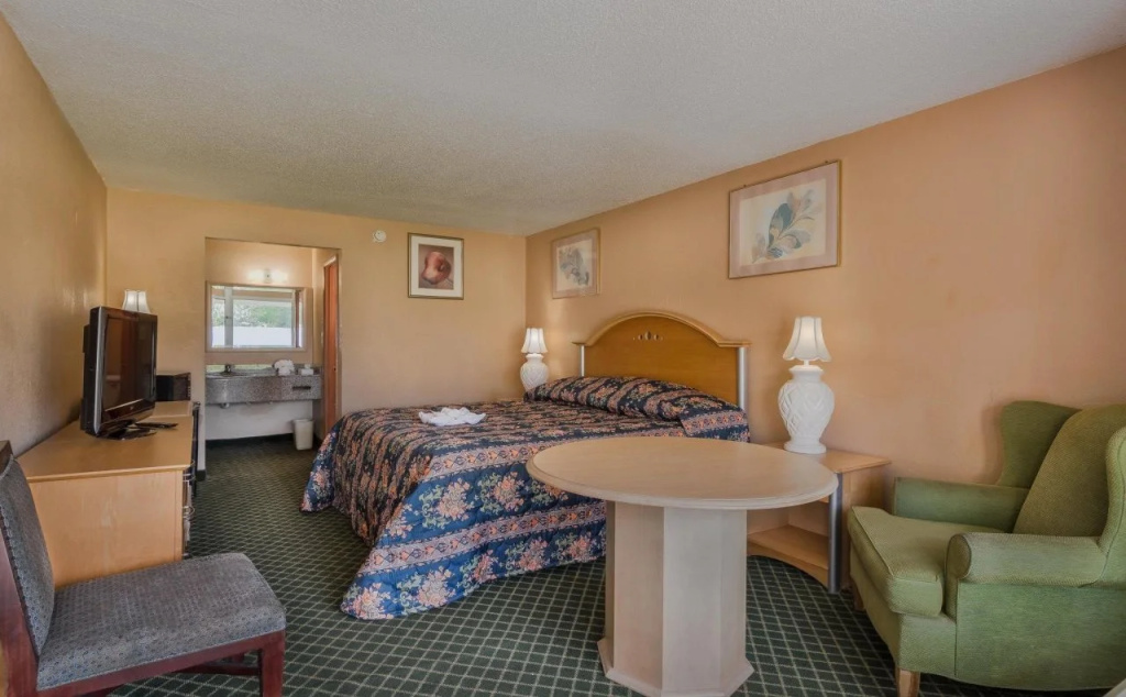Bayside Inn Pinellas Park - Clearwater