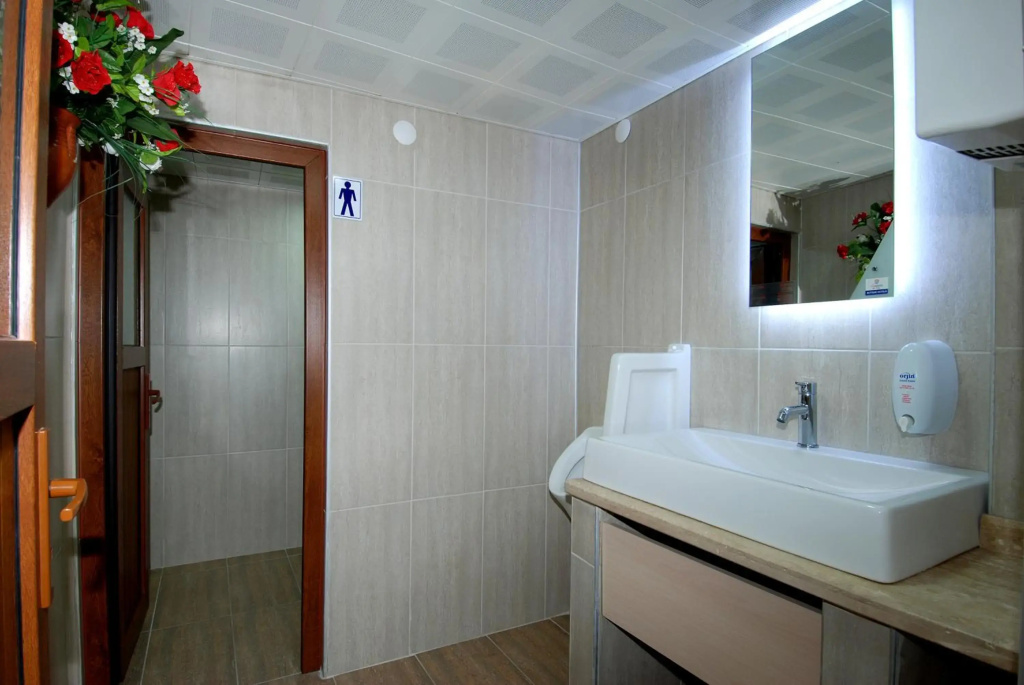 Lara Diamond Hotel