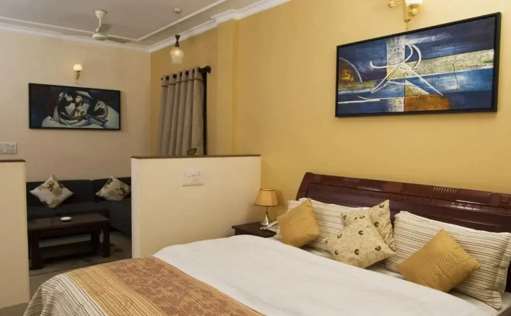 Tree Top Greens Serviced Apartment