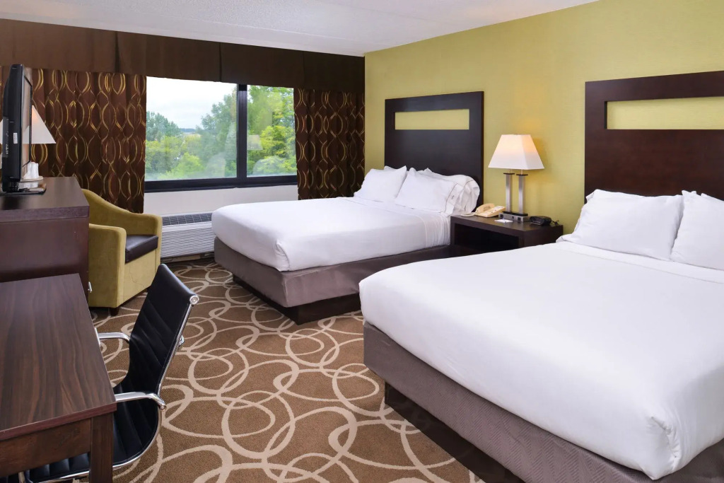 Elimwood Hotel, a Ramada by Wyndham