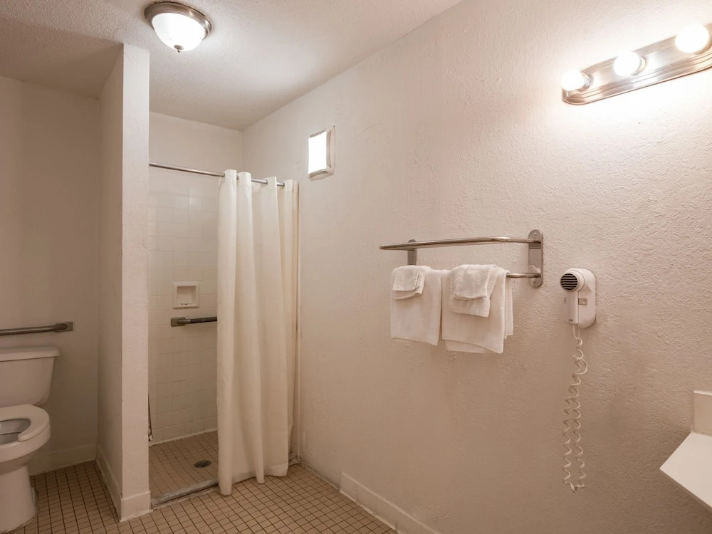 Haven Inn & Suites