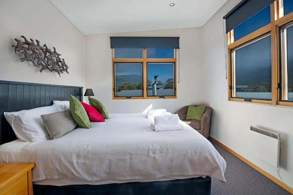 Grey Mare Chalet