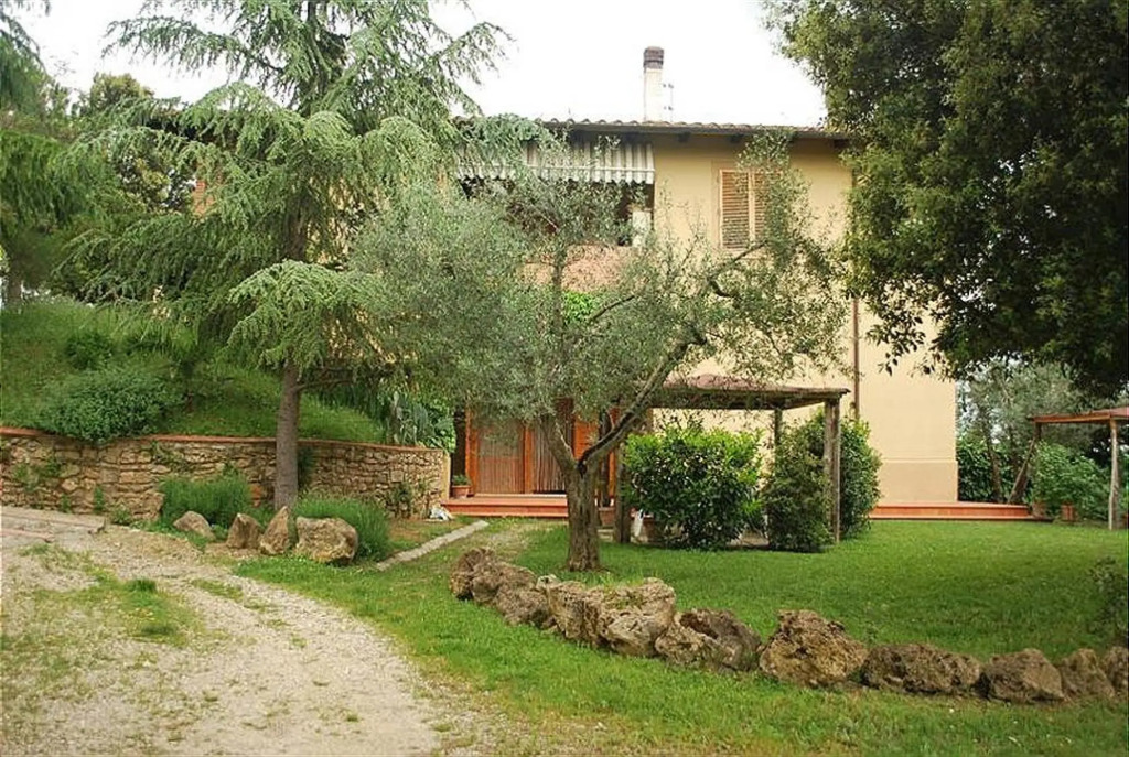 Lilla in Maltraverso