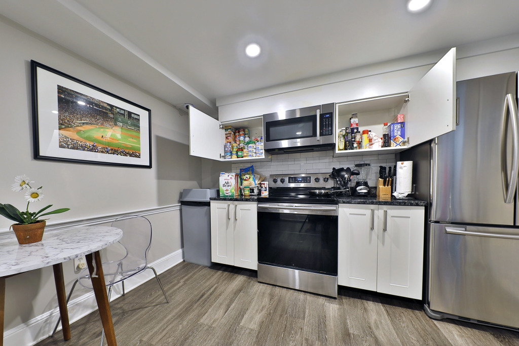 Modern Studio in South End!