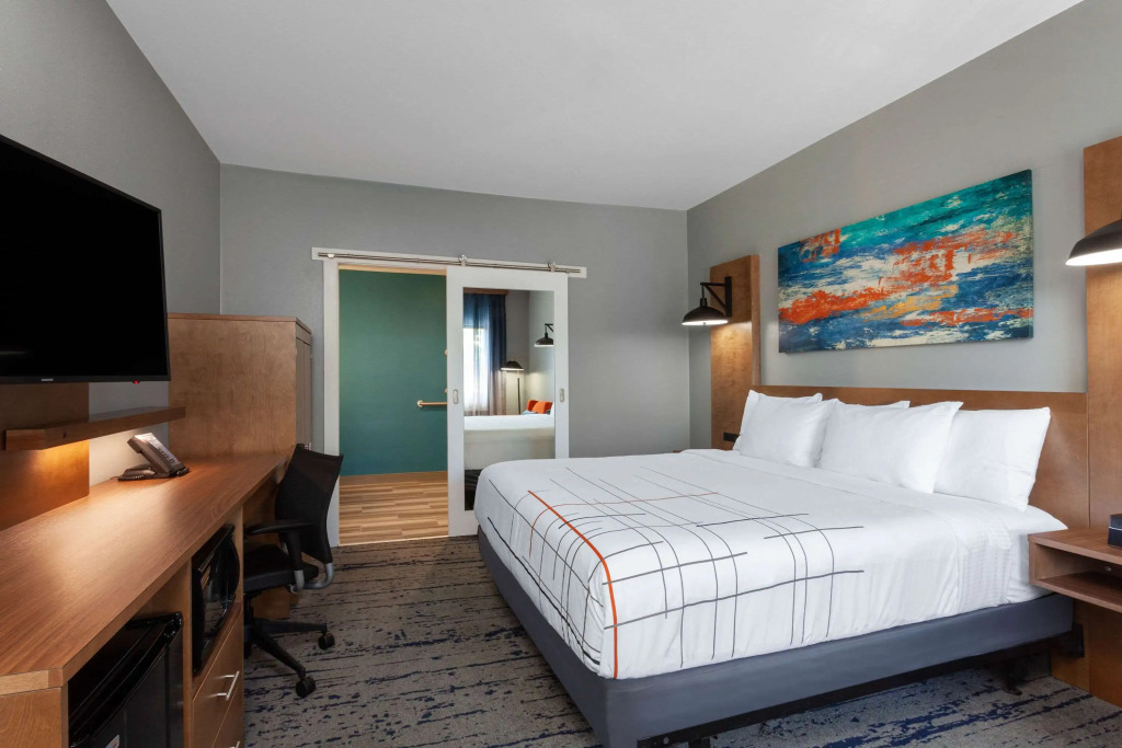 La Quinta by Wyndham Ft. Myers - Sanibel Gateway
